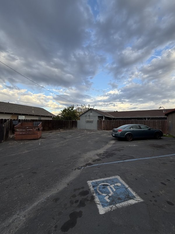 224 Park Avenue property image