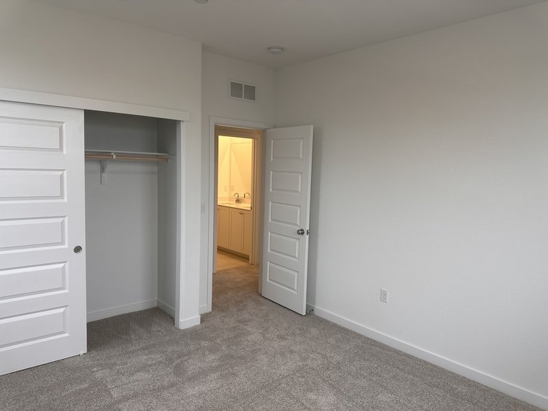 10224 Sesti Way property image