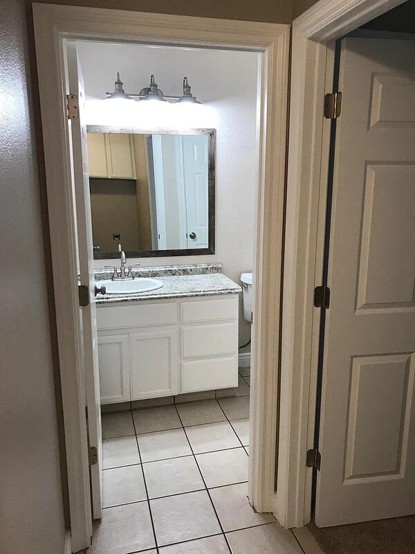 1055 Vermont Ave property image