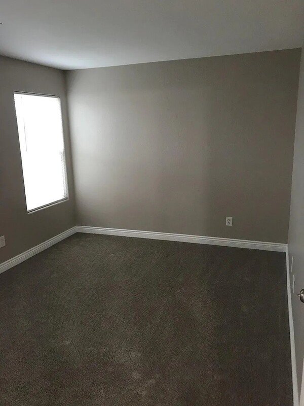 1055 Vermont Ave property image