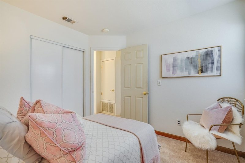 1561 Spring Court property image