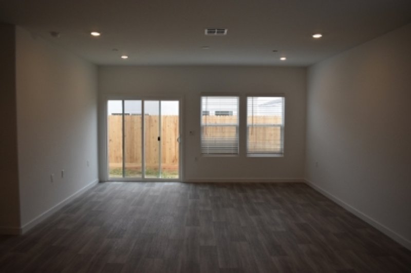 4448 North San Miguel Avenue property image