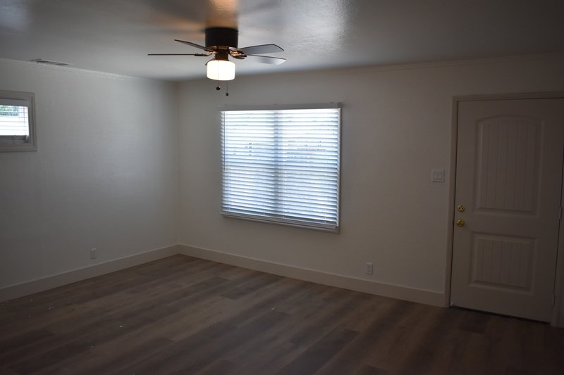 1720 Bessie Avenue property image