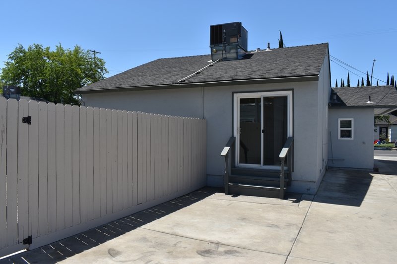 1720 Bessie Avenue property image