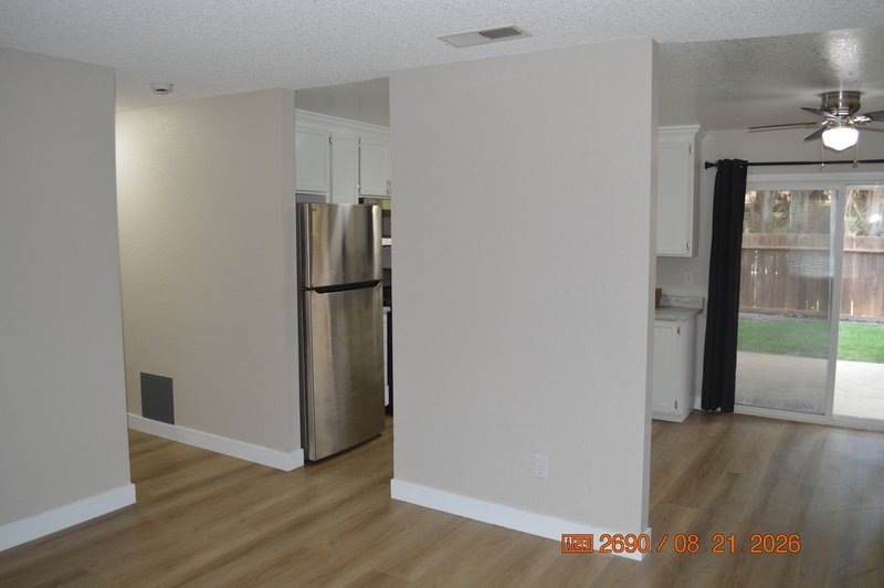 632 Walnut Avenue - 1 property image