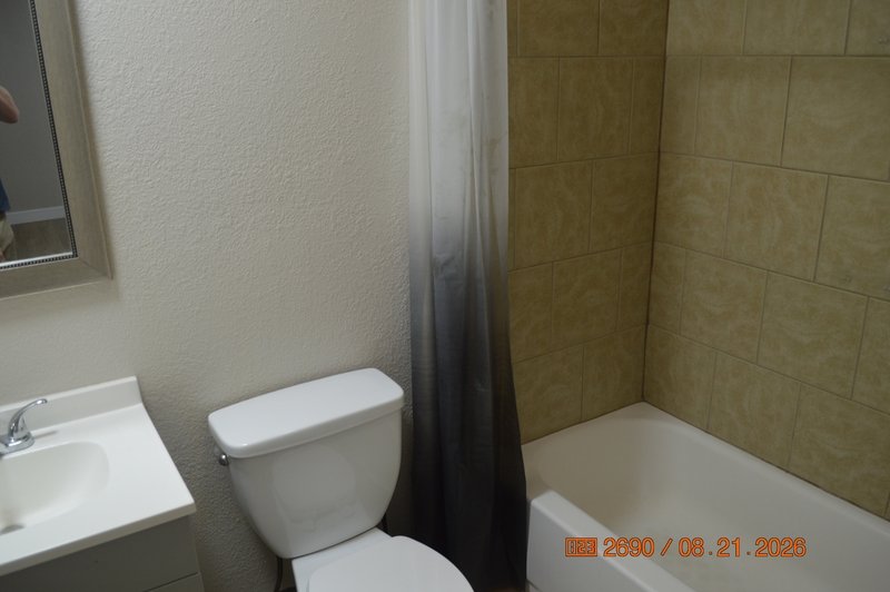 632 Walnut Avenue - 1 property image