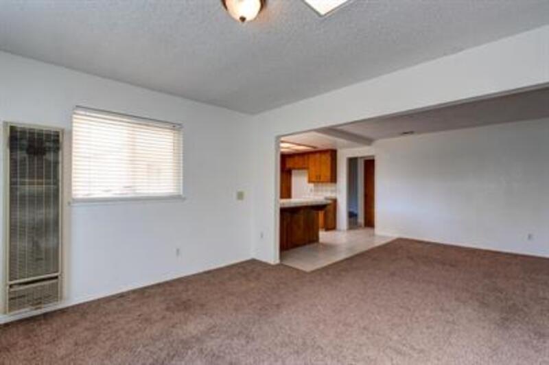 2768 Saratoga Avenue property image
