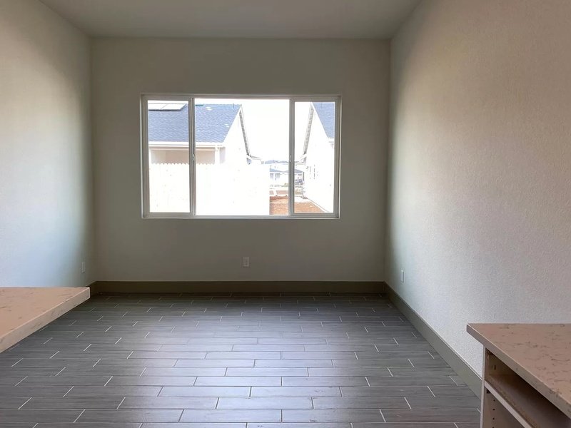 2467 Valverde Drive property image