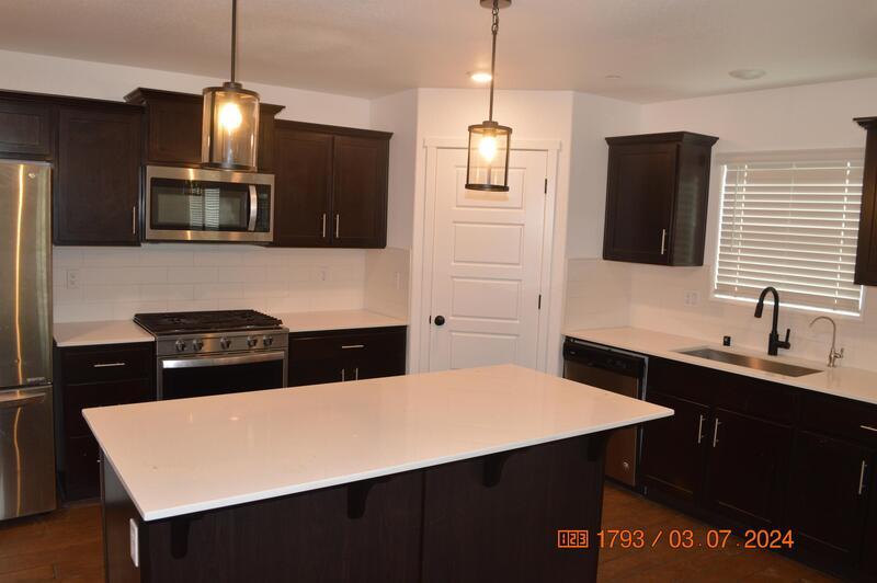 1663 Thistle Lane property image