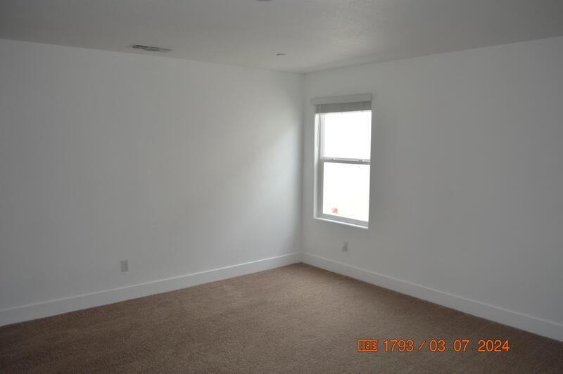 1663 Thistle Lane property image