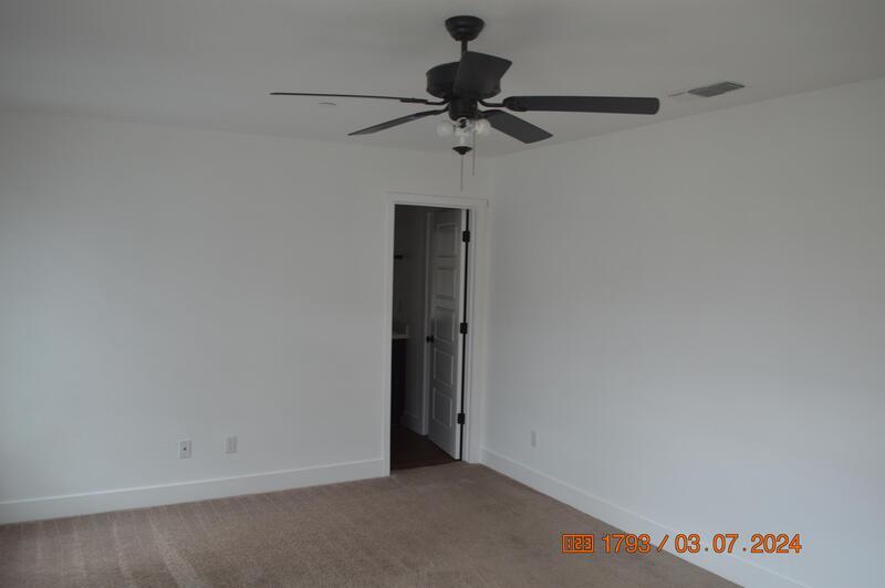 1663 Thistle Lane property image
