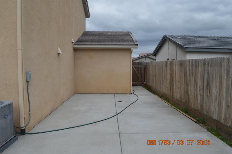 1663 Thistle Lane property image