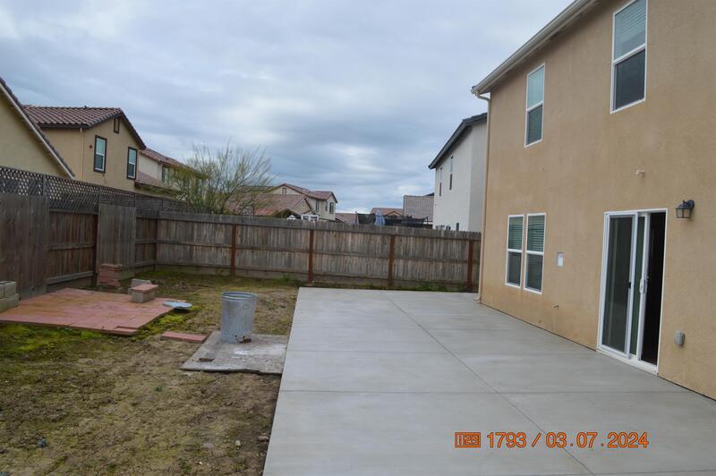 1663 Thistle Lane property image