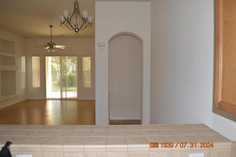 2725 Amalfi property image