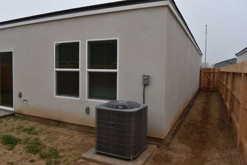 4472 North San Miguel Avenue property image