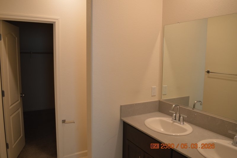 4220 Freemark Avenue property image