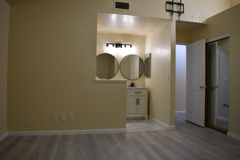 4790 Winona Way property image