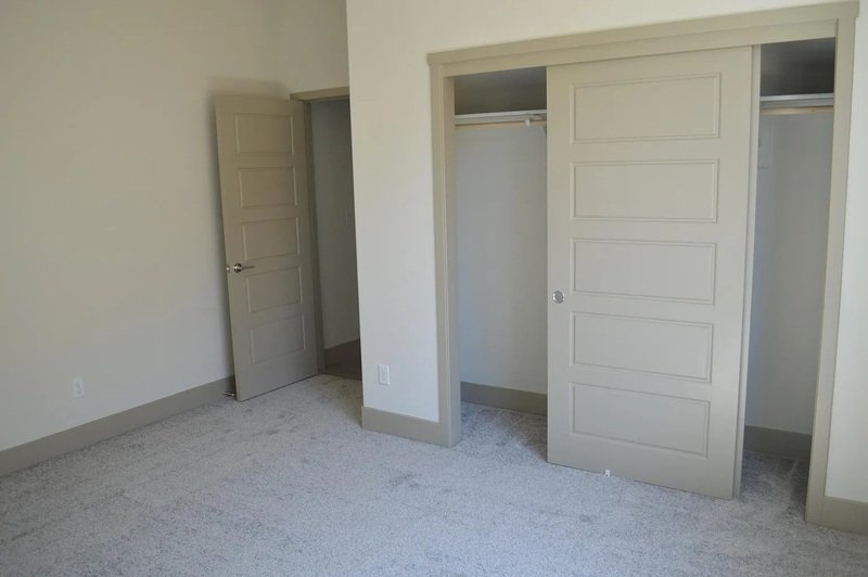 2430 Bastidas Drive property image