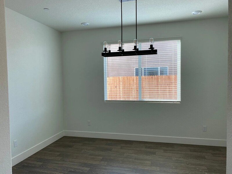 2454 Fidalgo Way property image