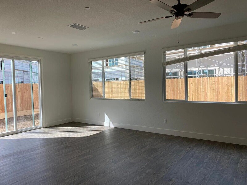 2454 Fidalgo Way property image