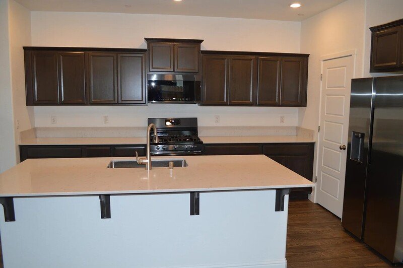 2454 Fidalgo Way property image