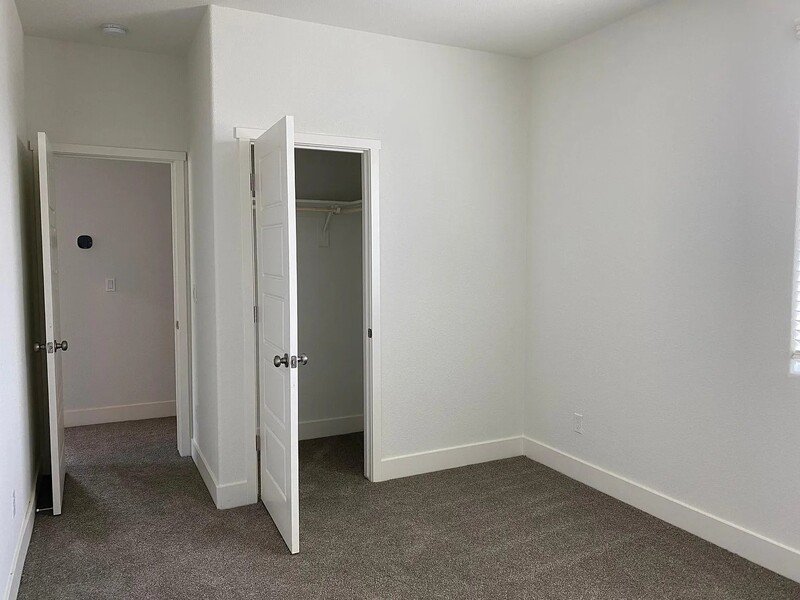 2454 Fidalgo Way property image