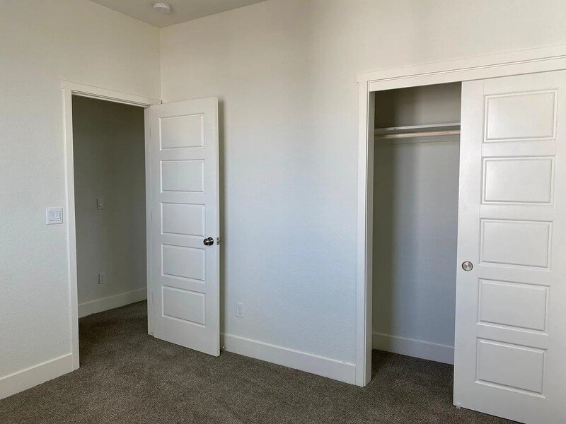 2454 Fidalgo Way property image