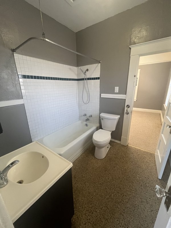 412 L Street property image