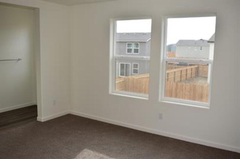 4523 Iris Court property image