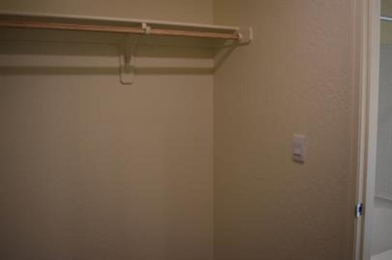 4523 Iris Court property image