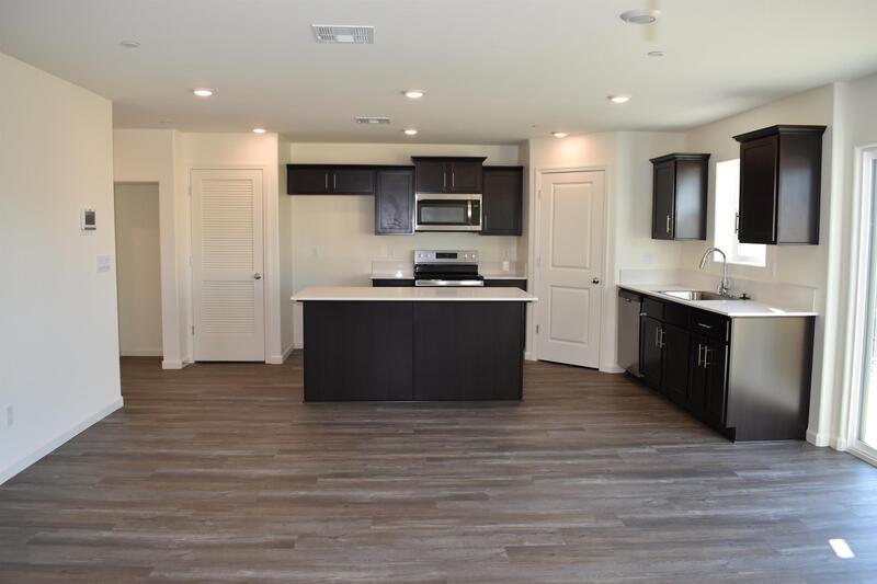 4523 Iris Court property image