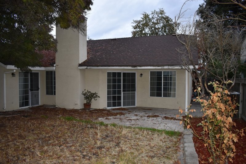 872 San Pablo Avenue property image