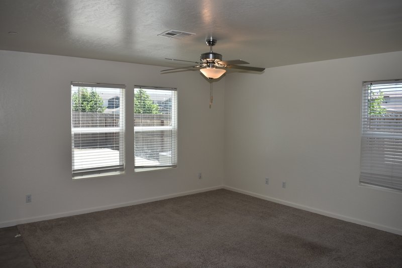 698 Jessie Drive property image