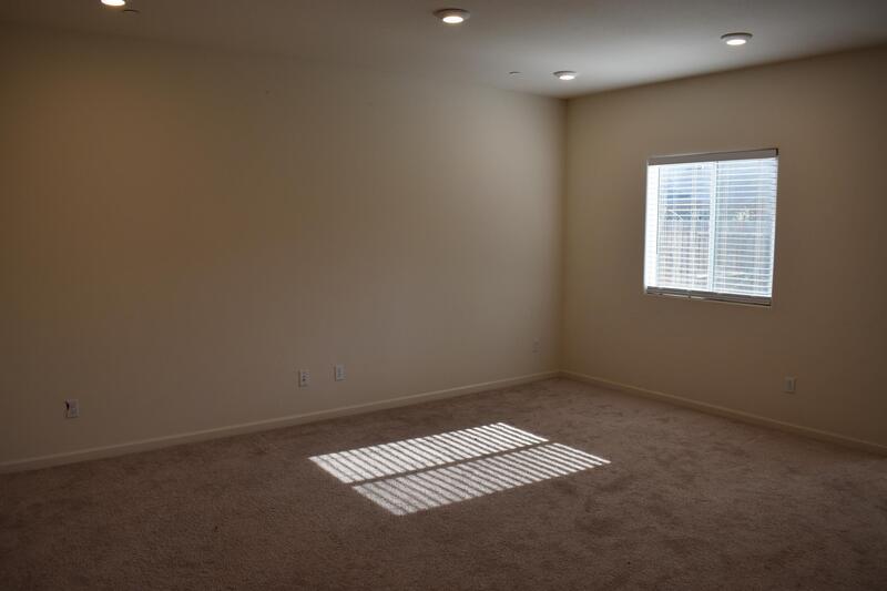 686 Phelps Drive property image