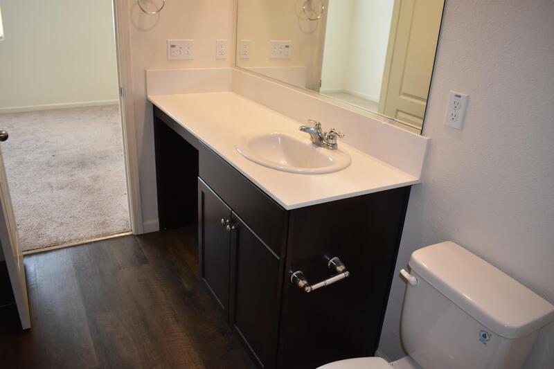 686 Phelps Drive property image
